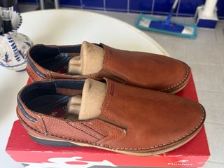 Zapatos Fluchos Marrones Verano