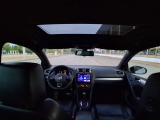 Volkswagen GOLF R 2011
