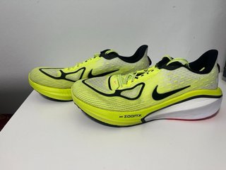 Zapatillas Nike Vomero Hombre/Mujer