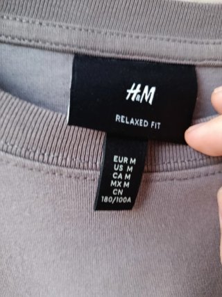 Camiseta H&M Gris Talla L