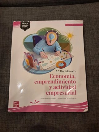 Lote de libros de 1er año de bachillerato.