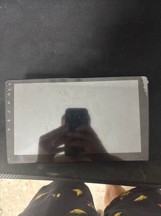 Pantalla Renault Clio Master comprada  equivocaion