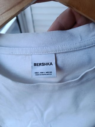 Camiseta Bershka blanca básica