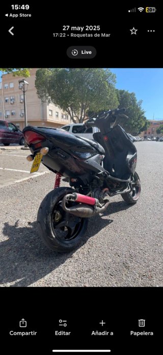 Yamaha Aerox Negra