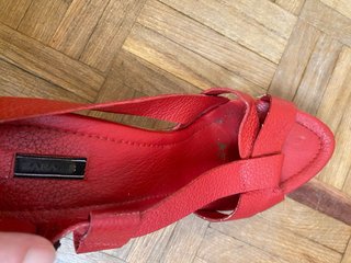 Sandalias cuña Zara rojas Talla 38