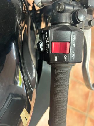 Yamaha TZR 80 RR Negra y Morada