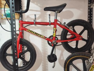 2 Bicicletas BMX BH X5 Mag Roja 350€ las 2