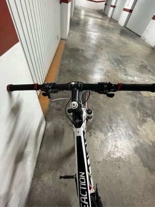 Bicicleta Cube reaction gtc pro