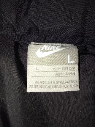 Giacca a vento Nike nera taglia L