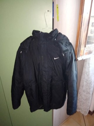 Giacca a vento Nike nera taglia L