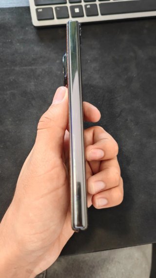 Honor Magic V3