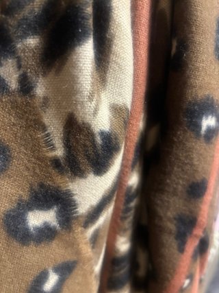 2 Bufandas Parfois: Azul y Leopardo