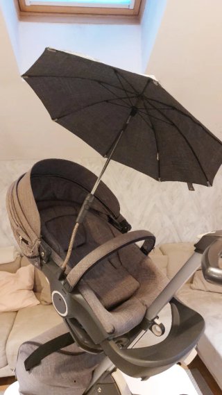 Carrito Stokke Xplory Gris Completo