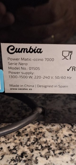 Cafetera Automática Cecotec con Molinillo