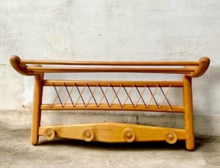 Perchero mid century madera y  cuerda vintage