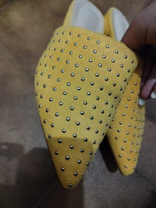 Zapatos planos Moda Plus amarillos talla 36