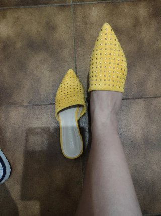 Zapatos planos Moda Plus amarillos talla 36