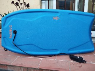 Bodyboard RADBUG 100 Azul con Leash