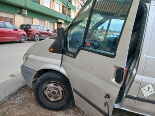 Ford E-Transit 2005