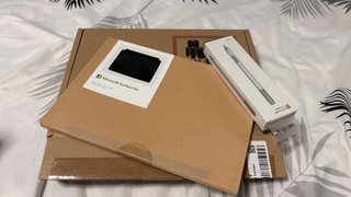Tablet Microsoft Surface Negra y Plateada