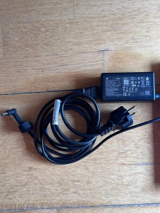 HP Pavilion 14-dv1xxx + custodia in ottime condizioni