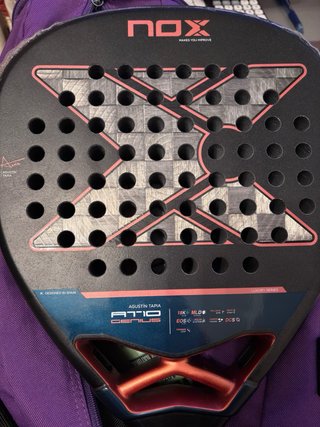 Pala de pádel NOX AT10 Genius Luxury Series