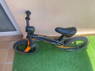 Bicicleta sin pedales para niños