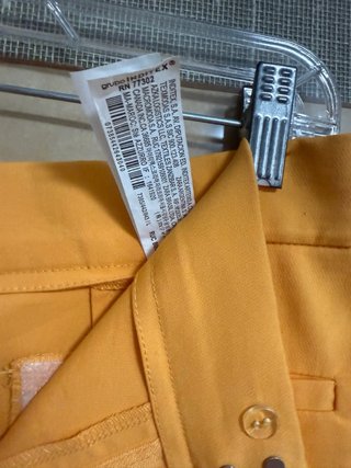 Pantalón Zara Naranja Talla L pero bien para  M