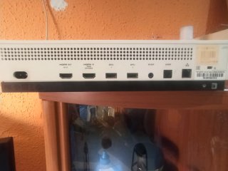 Xbox One S 1TB Blanca + 2 Mandos Negros Oficiales