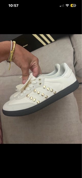 Adidas Wales Bonner Tachuelas Blancas Doradas