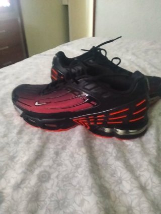 Zapatillas Nike TN Air Max Plus 3 Negras Rojas