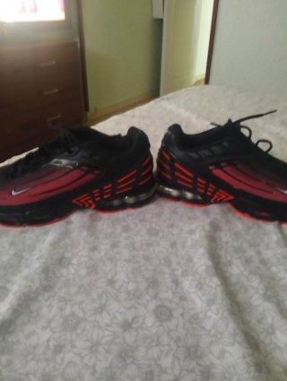 Zapatillas Nike TN Air Max Plus 3 Negras Rojas
