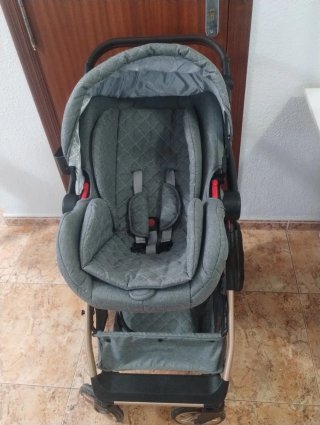 Capazo, huevito y silla de paseo bebé