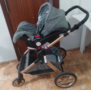 Capazo, huevito y silla de paseo bebé