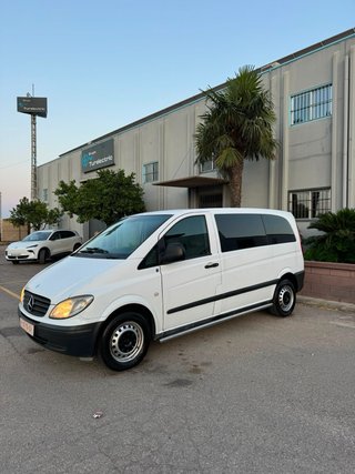 Alquiler furgoneta mercedes vito