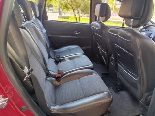 Renault Grand Scenic 2012