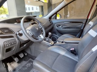 Renault Grand Scenic 2012