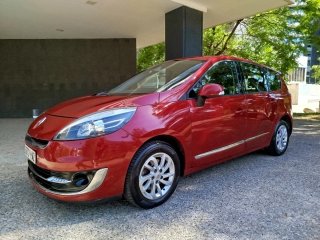 Renault Grand Scenic 2012