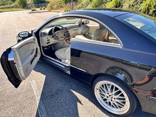 Mercedes-Benz  CLK 2005
