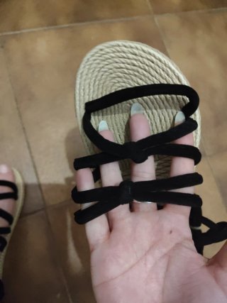 Sandalias Yuke con cordones Talla 36