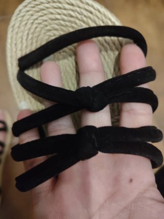Sandalias Yuke con cordones Talla 36