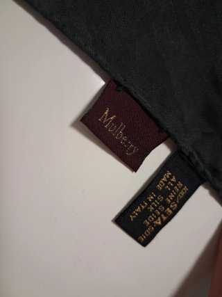 Pañuelo Mulberry 100% seda, impecable!!
