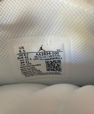 Jordan 1 High x V.A.A. Alaska EU43