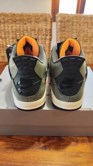 Jordan 4 RetroxUndefeated EU44/45/46/47/47.5
