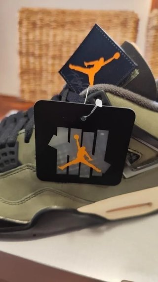 Jordan 4 RetroxUndefeated EU44/45/46/47/47.5