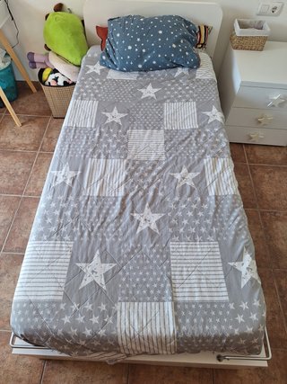Cama infantil blanca