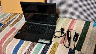 Packard Bell EasyNote ENTF71BM para repuestos.