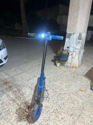 Patinete Xiaomi Azul y Negro