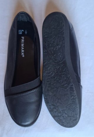 Manoletinas Negras Talla 41 Primark