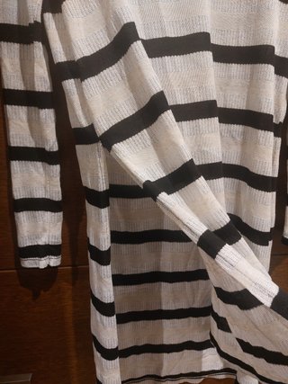 Vestido de punto rayas beige, gris y negro